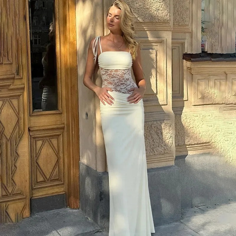 Tuularose Lace Backless Maxi Dress