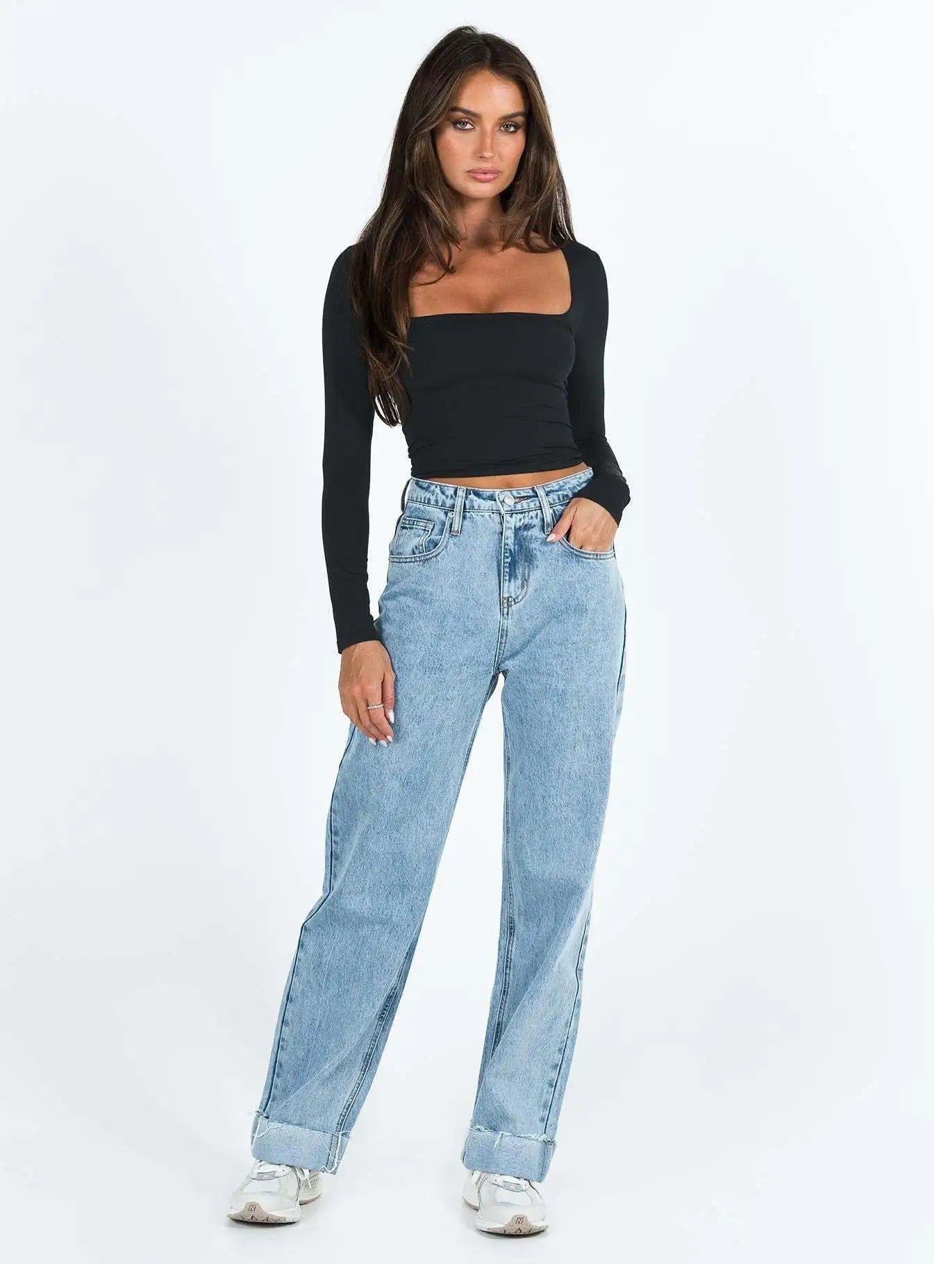 Street Muse Cropped Solid Long Sleeve Tee