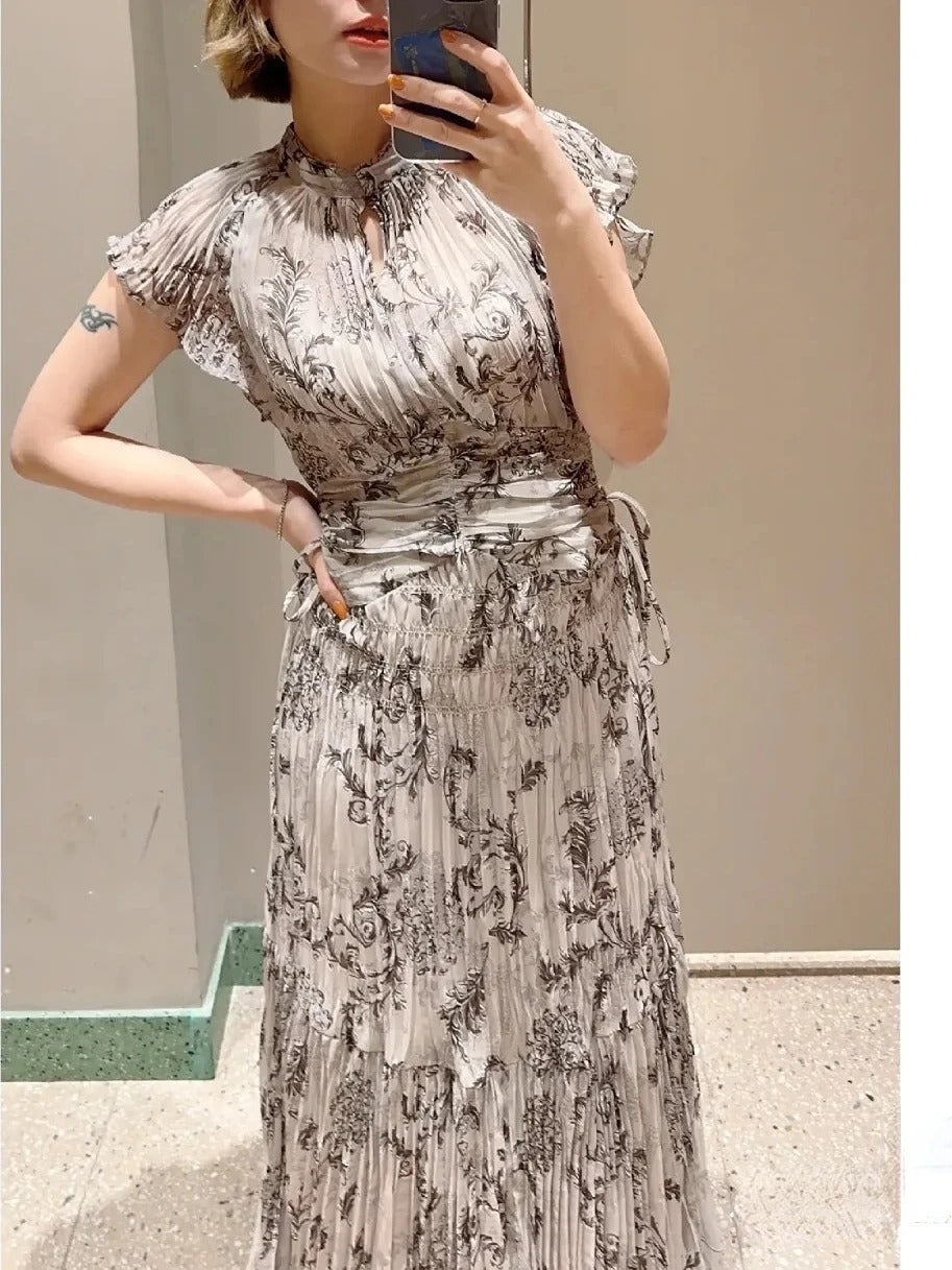 Kuzuwata Pleated Elegance Dress