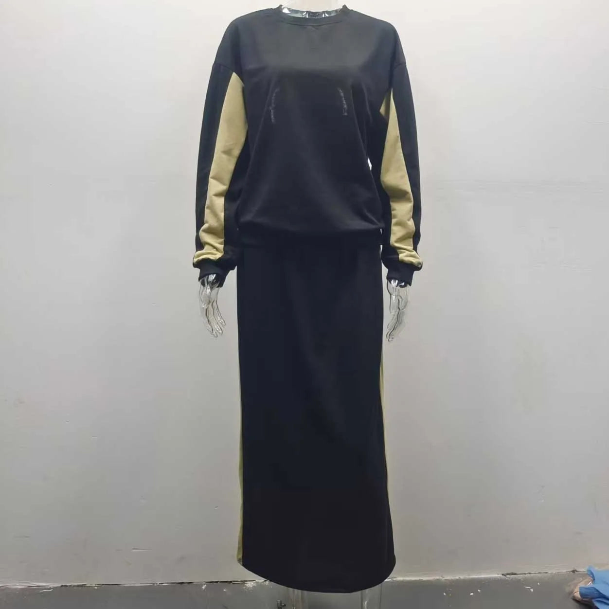 Chroma Ease Colorblock Skirt Set Rich Allure
