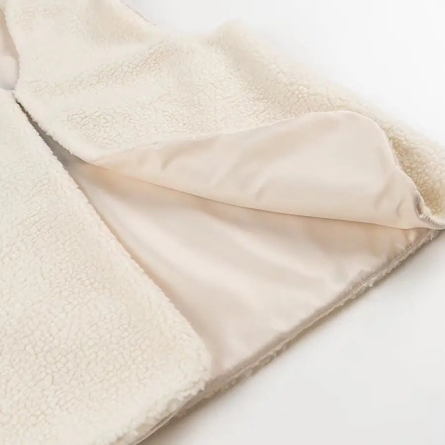 Embroidered Lamb Wool Winter Vest Rich Allure