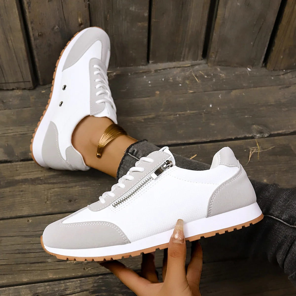 Comfort Lace Up Flat Women's Sneakers