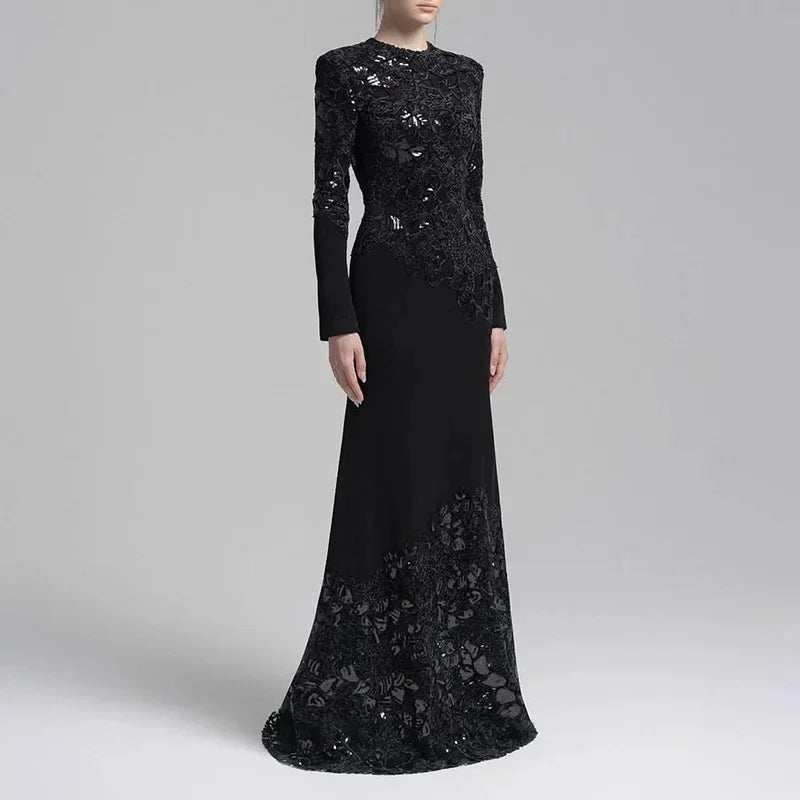 Lace Enchant Vintage Mermaid Gown Rich Allure