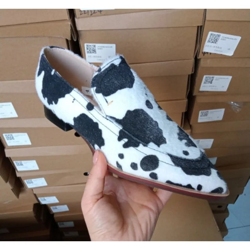 Stylish Cowhide Pointed Toe Loafers