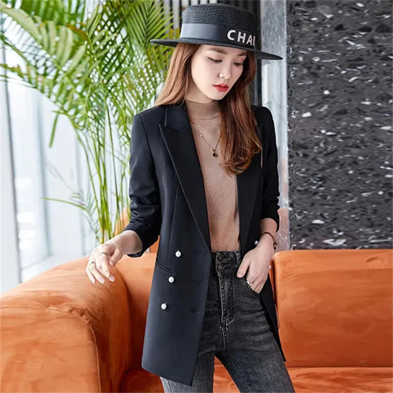 Chic Era Double-Breasted Blazer
