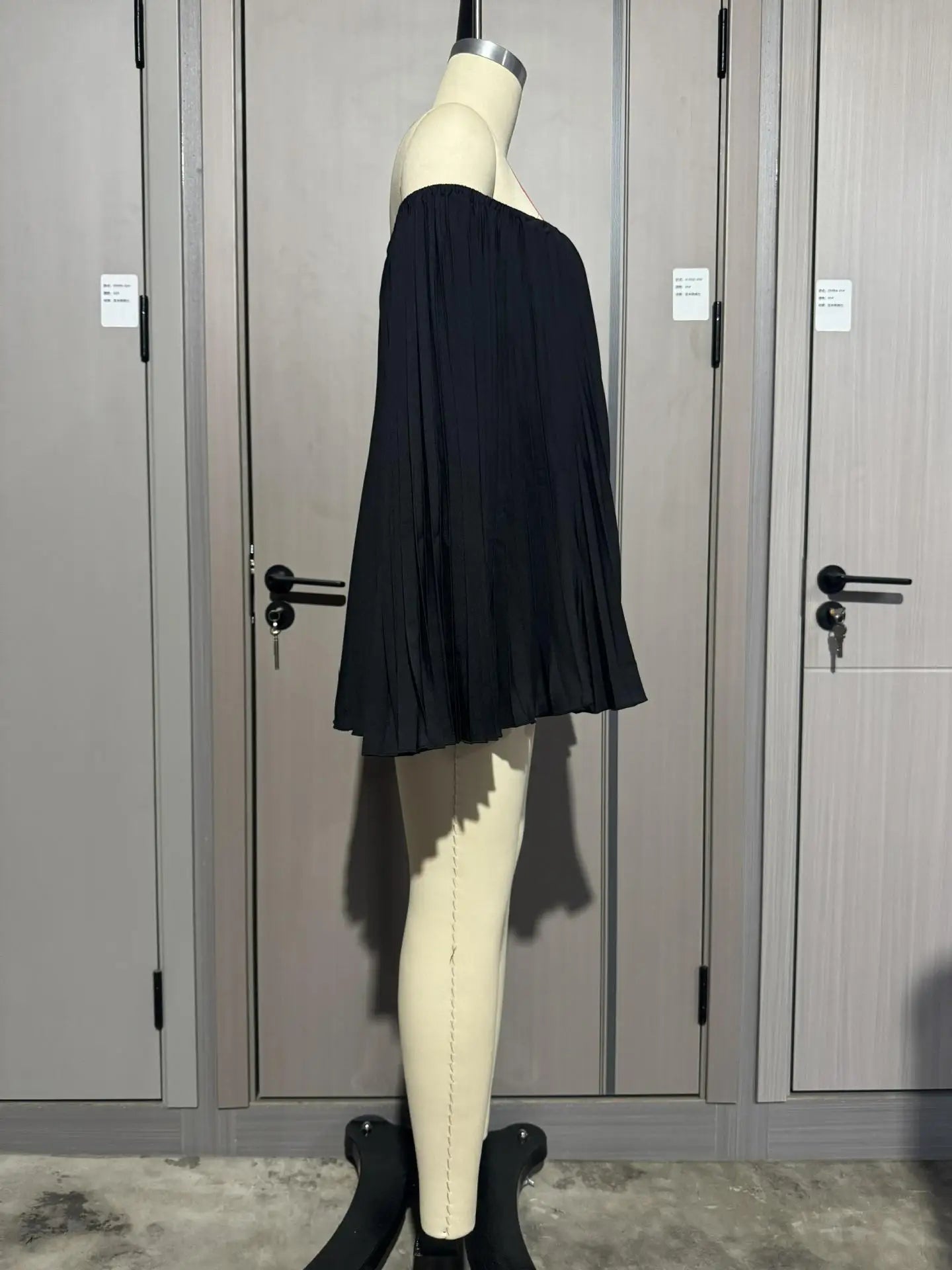 Glimmer Drape One Shoulder Shorts Set