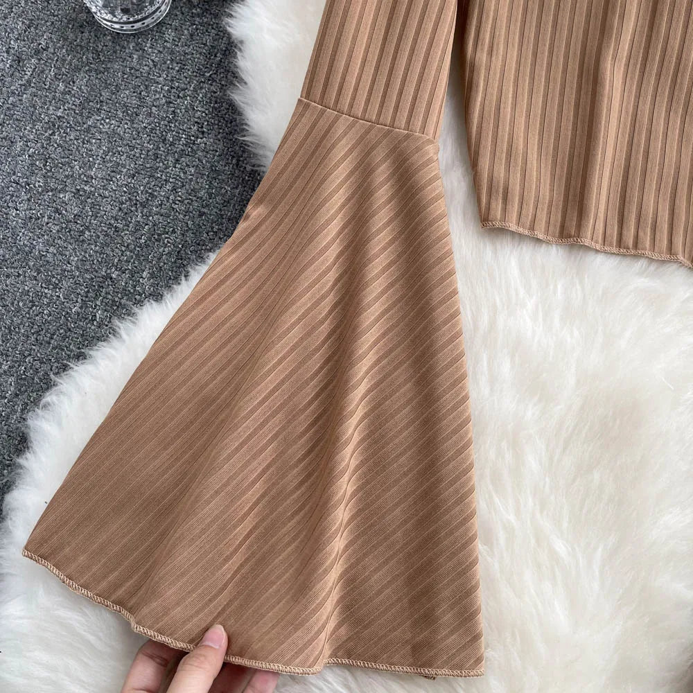 Flare Muse Slim Knit Crop Top