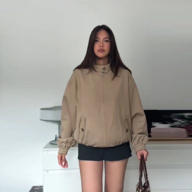 Twist Style Reversible Short Trench