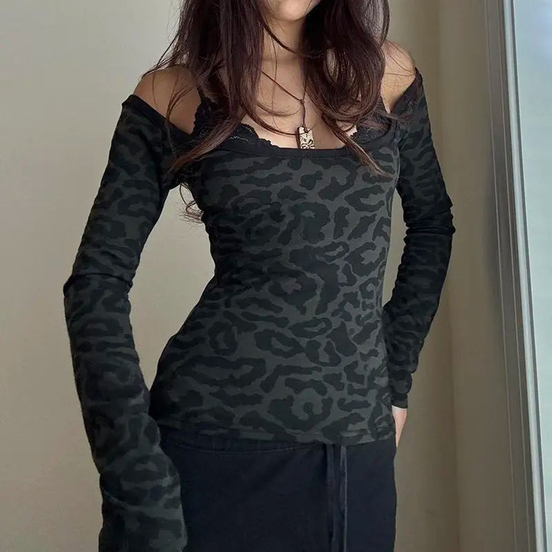 Lace Fierce Off-Shoulder Crop Top