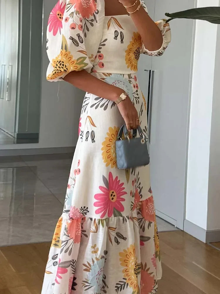 Blooming Elegance in Sunlit Grace