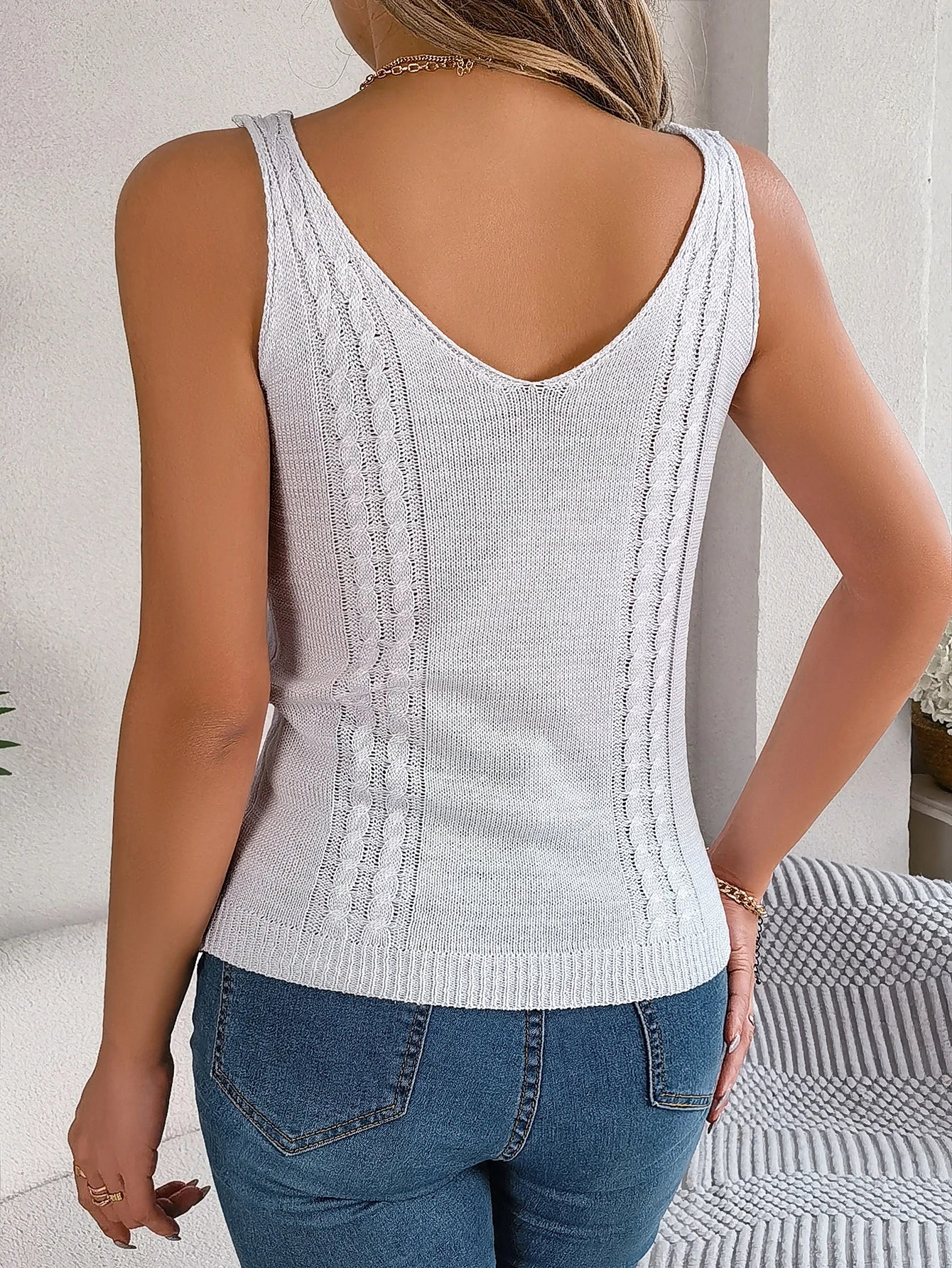 Breeze Knit Hollow V-Neck Tank