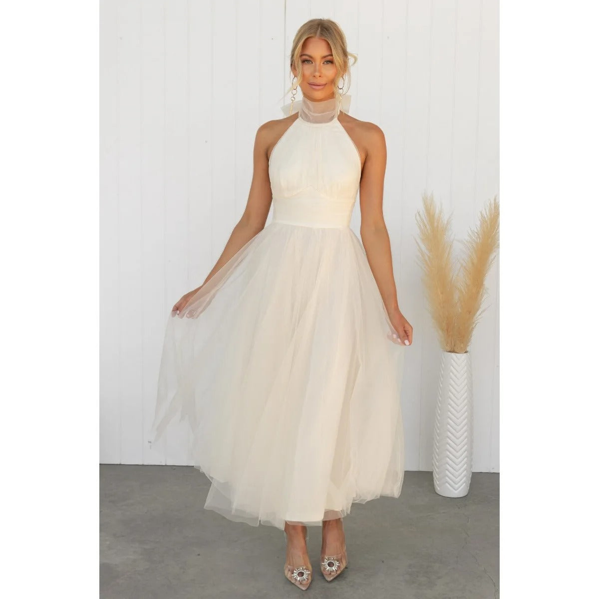 Chiffon Halter Neck Dress