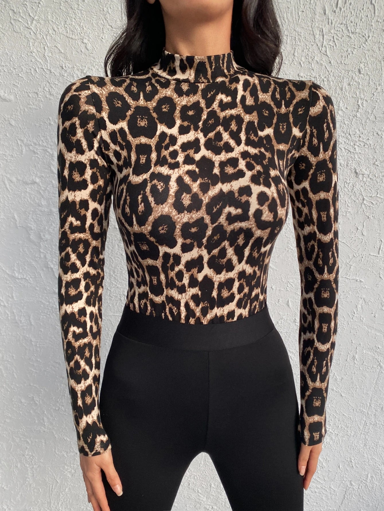 Retro Leopard Jumpsuit — Chic Slim Fit Style
