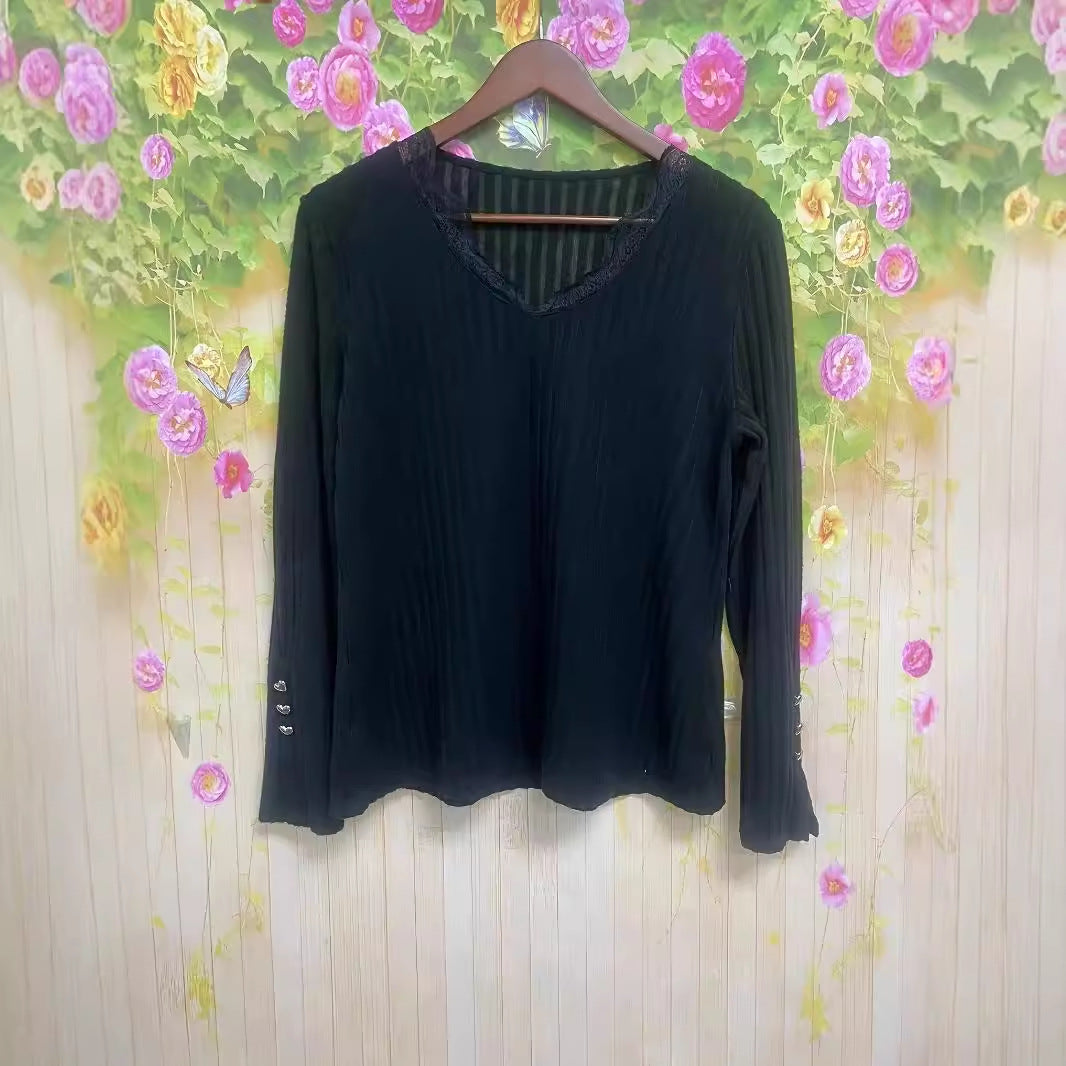 Womens V-neck Lace-buttonLong-sleeve Top