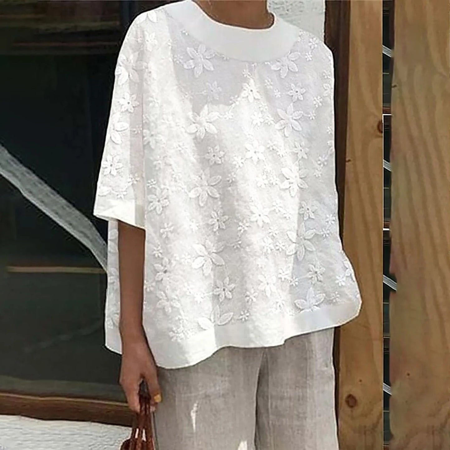 Youthful Lace Embroidered Sleeveless Top