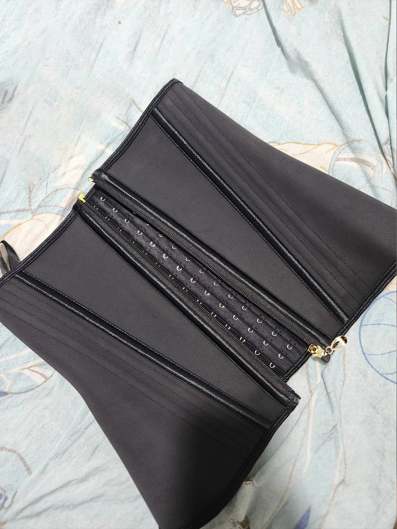 SculptFit Zipper Waist Shaper Belt