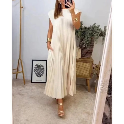 Elegant Sleeveless Pleated Summer Dress