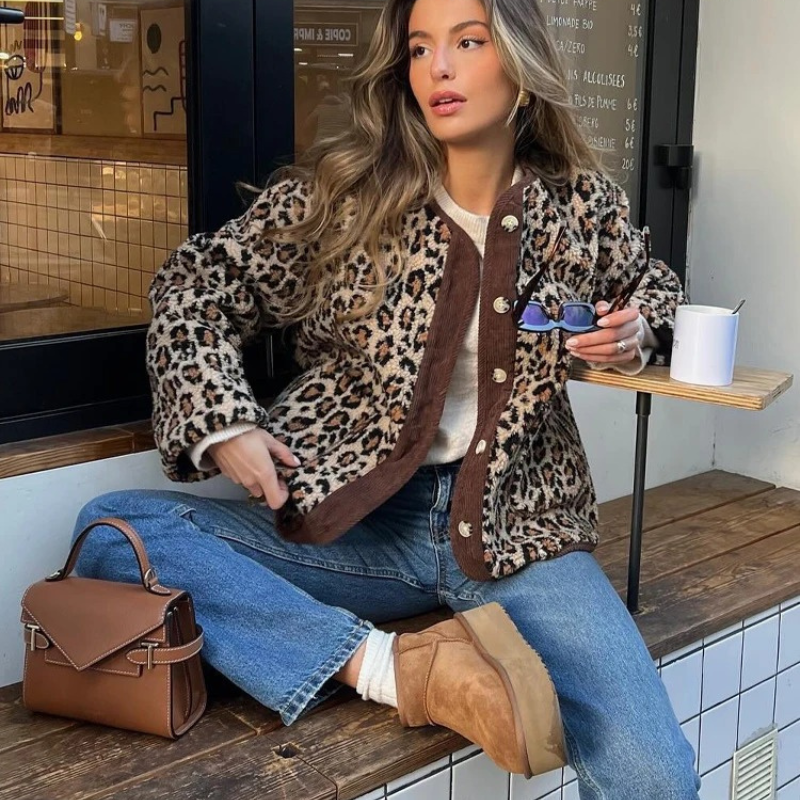 Chic Leopard Print Jacket