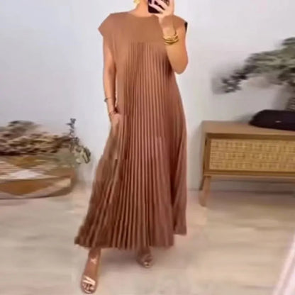 Elegant Sleeveless Pleated Summer Dress