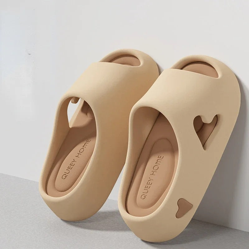 Colorblock Poop Slippers