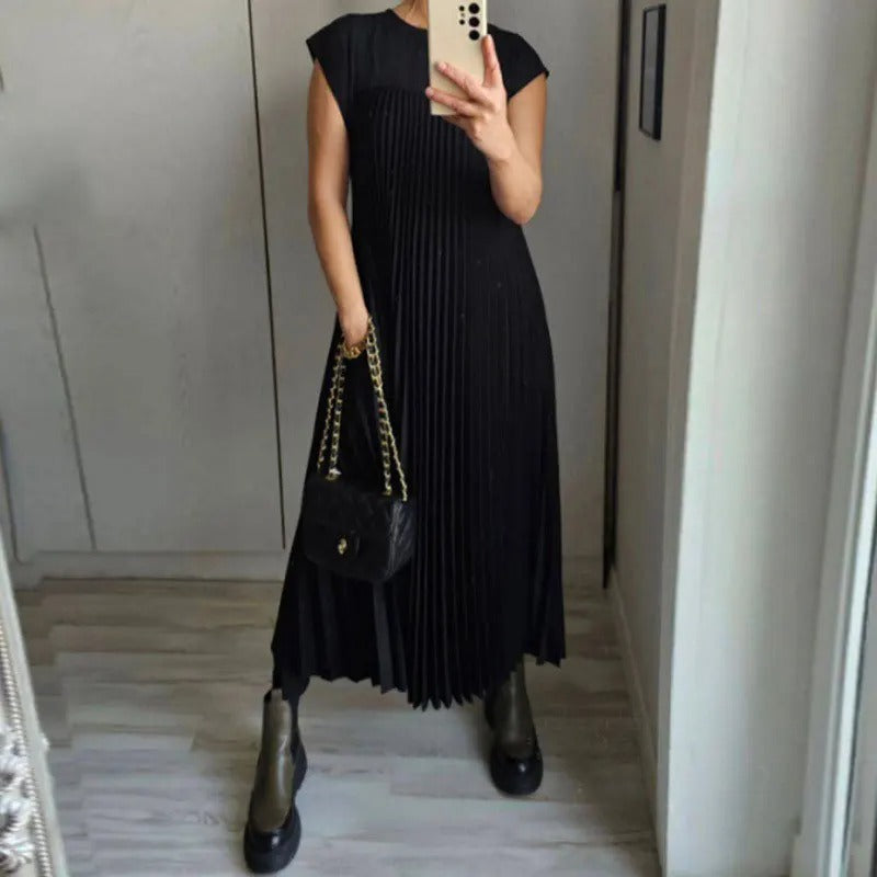 Elegant Sleeveless Pleated Summer Dress