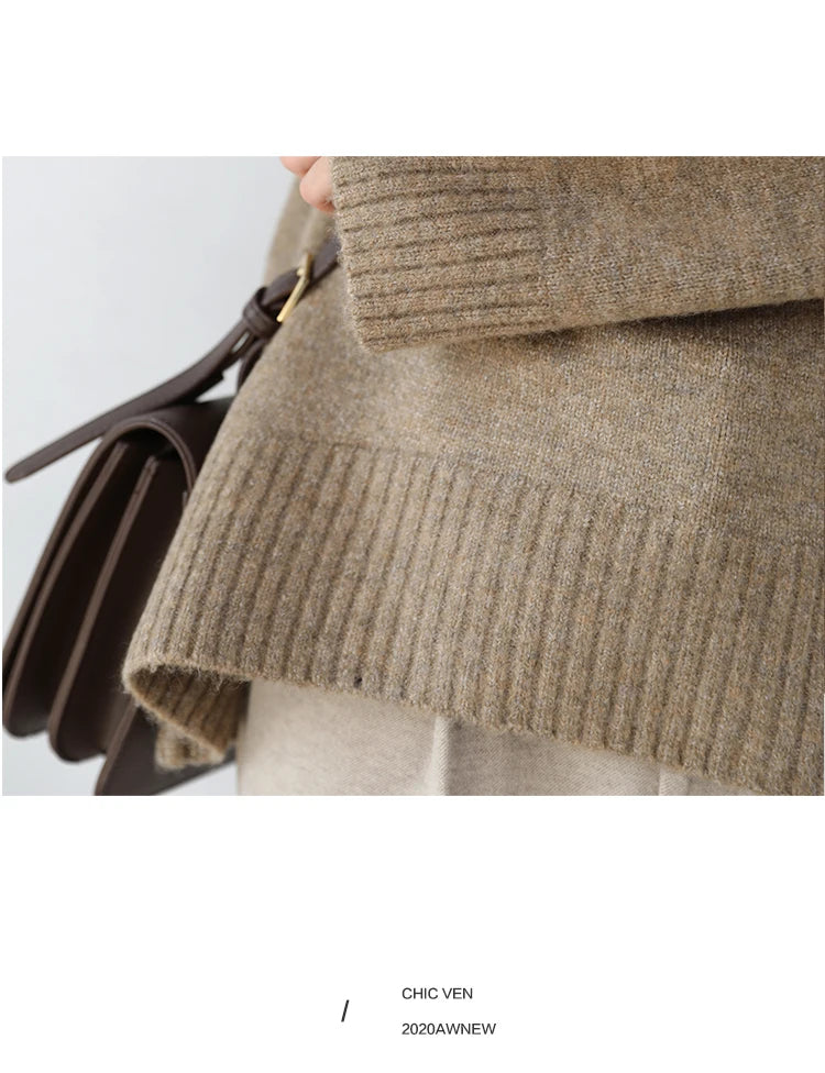 Women's Loose-Fit Turtleneck Knit Sweater