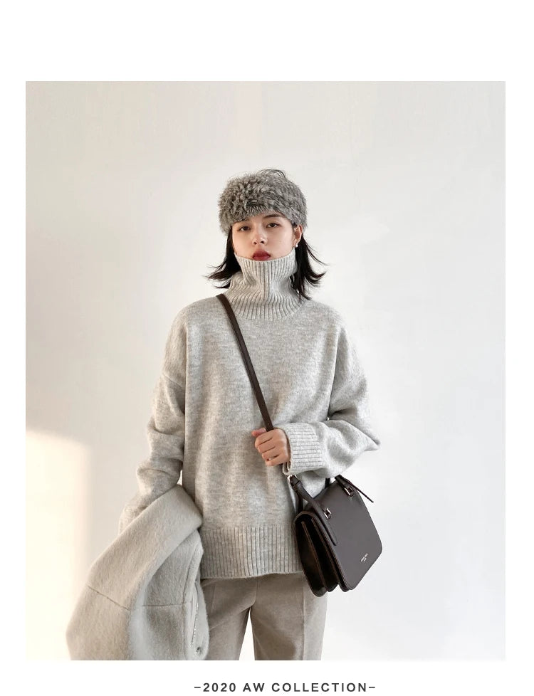 Women's Loose-Fit Turtleneck Knit Sweater