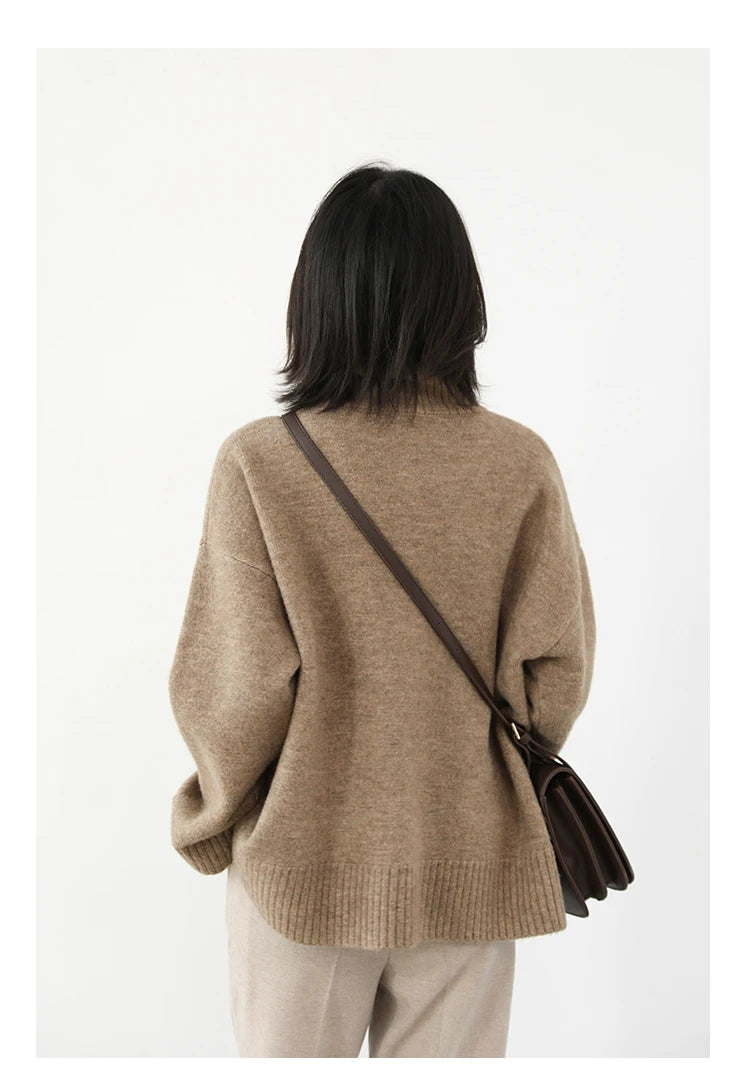 Women's Loose-Fit Turtleneck Knit Sweater