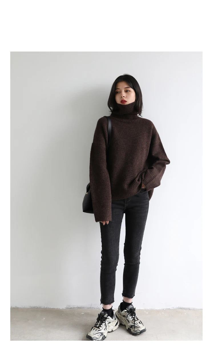 Women's Loose-Fit Turtleneck Knit Sweater