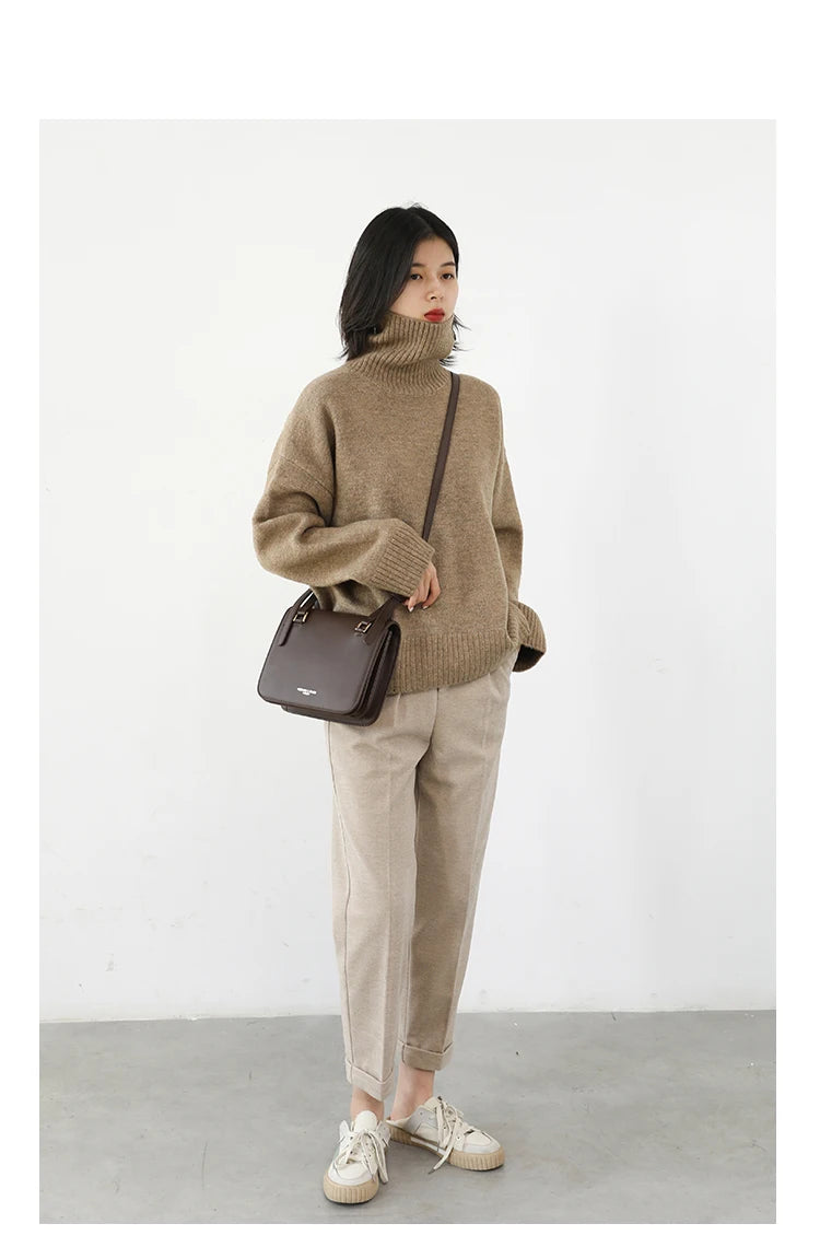 Women's Loose-Fit Turtleneck Knit Sweater