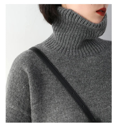 Women's Loose-Fit Turtleneck Knit Sweater