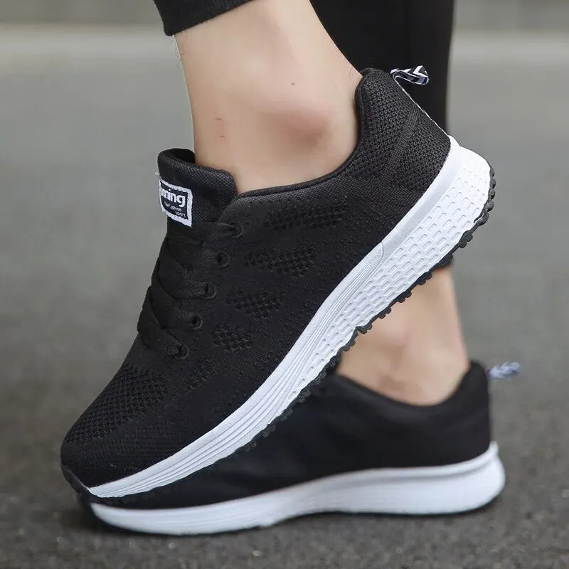 Airy Mesh Walk Sneakers