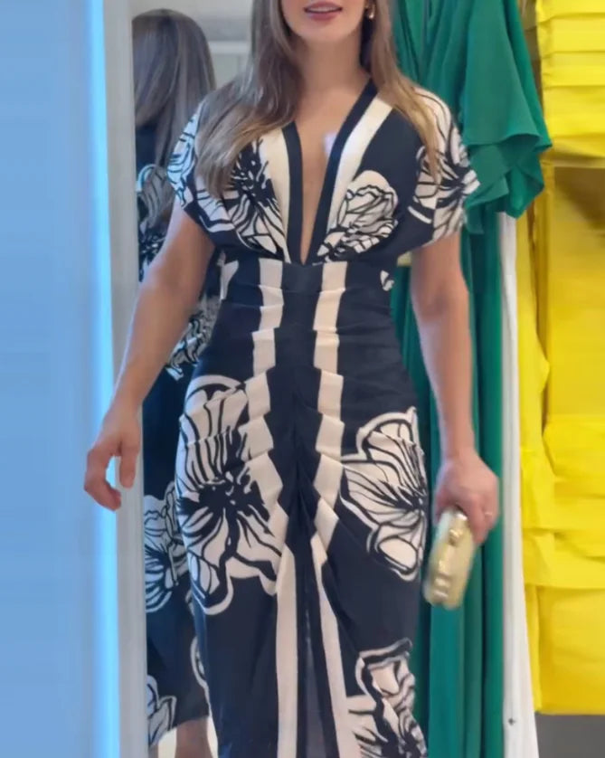 Floral V-Neck Pleated Dress