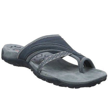 Color Block Closed Toe Flat Slippers