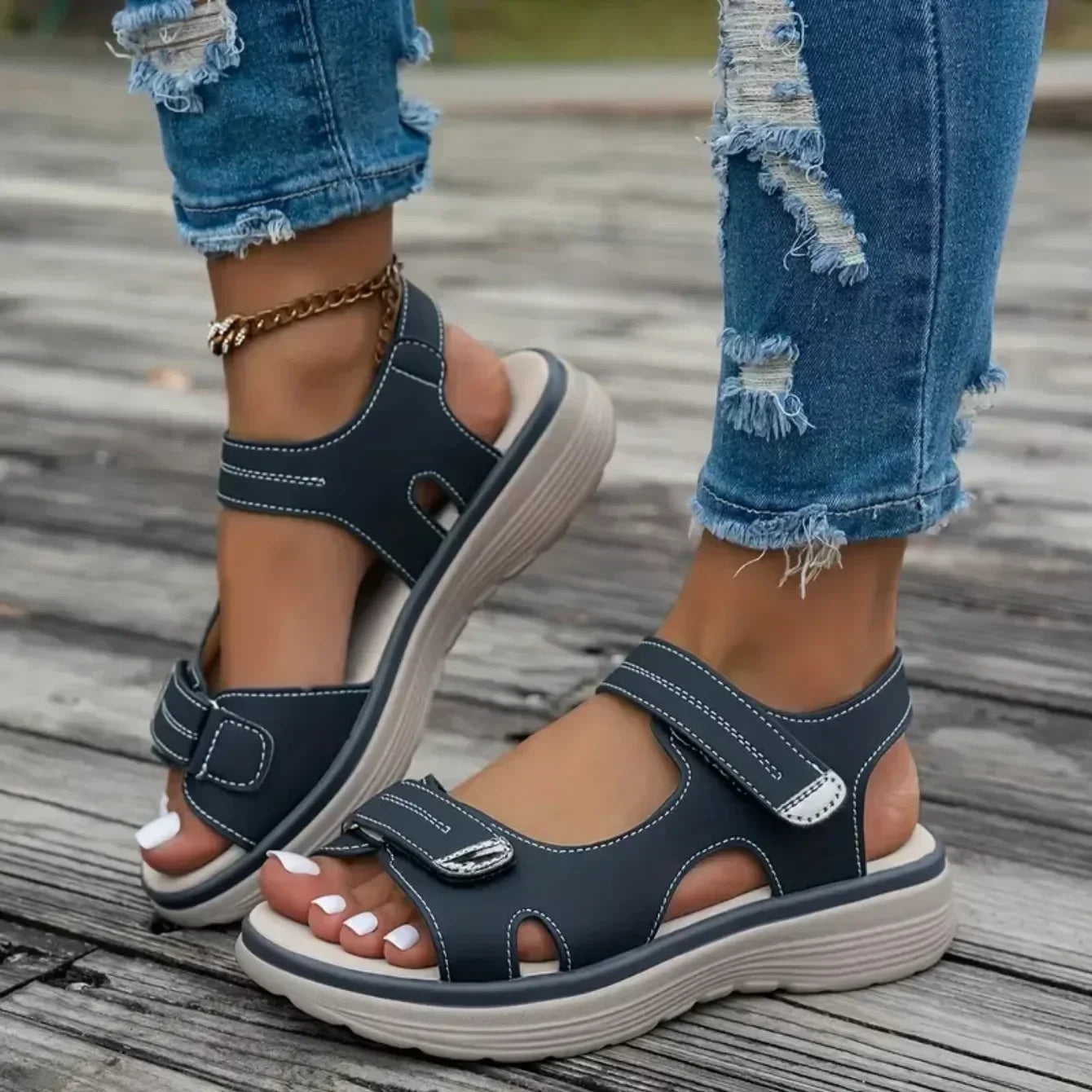 Elegant Sporty Wedge Sandals