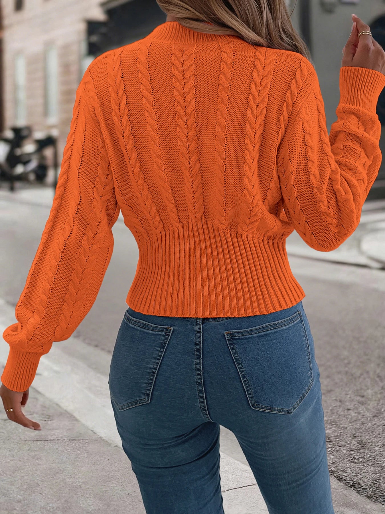 Women’s Solid Color Twist Knitted Sweater — Mock Neck