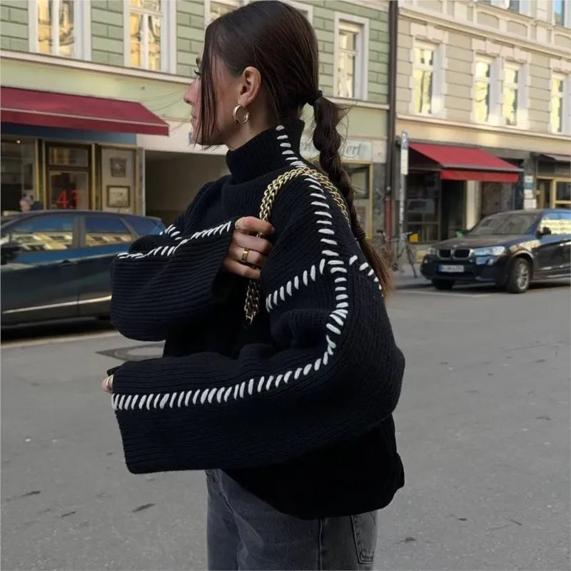 Contrast Knit O-Neck Sweater