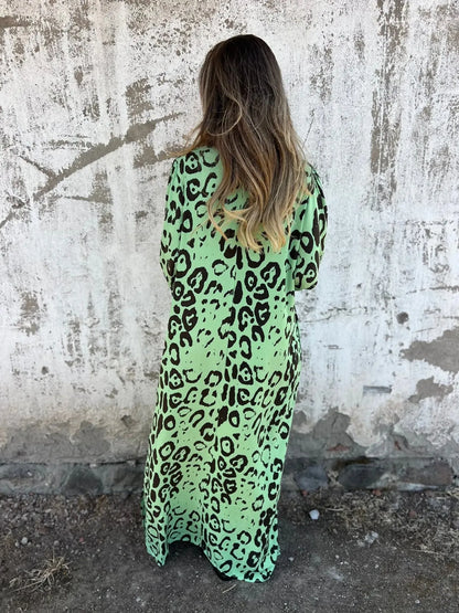 Retro Leopard Print V-Neck Dress