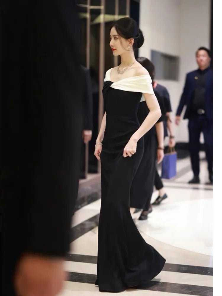 Glam Curve Contrast Slit Dress