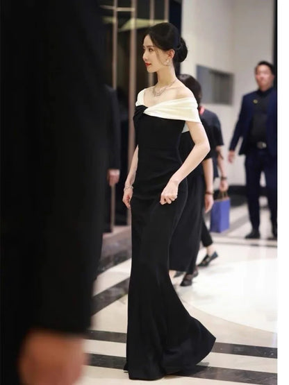 Glam Curve Contrast Slit Dress