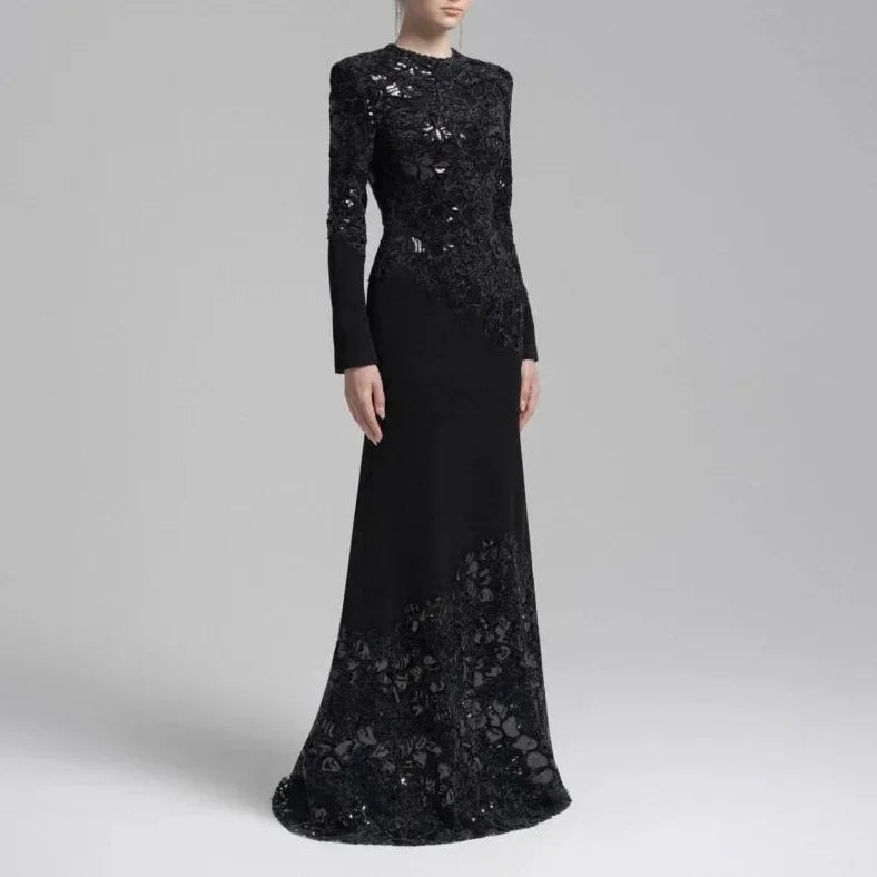 Lace Enchant Vintage Mermaid Gown