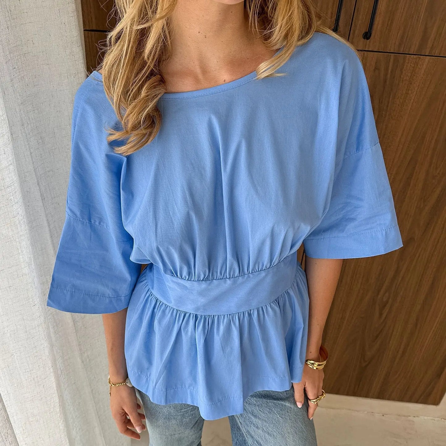 Chic Bow Backless Pleated Top