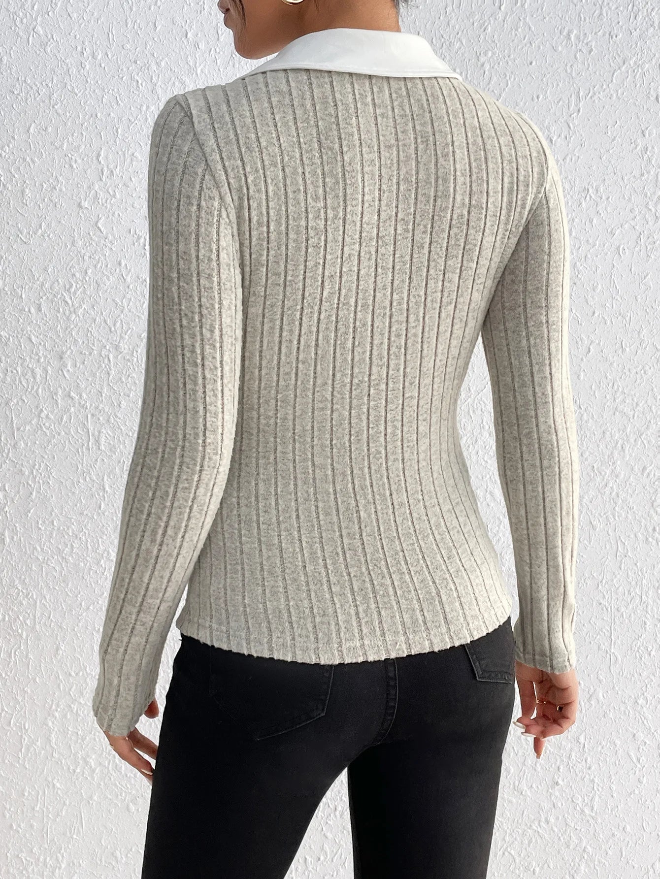 Mod Line Colorblock Knit Top