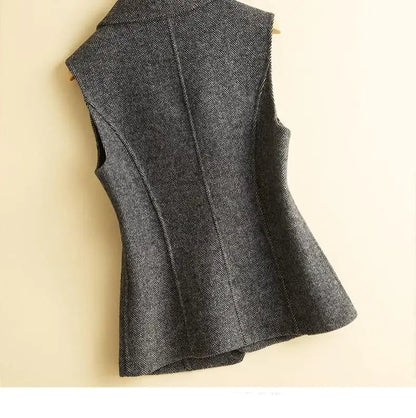 Elegant Horsebit Tweed Vest