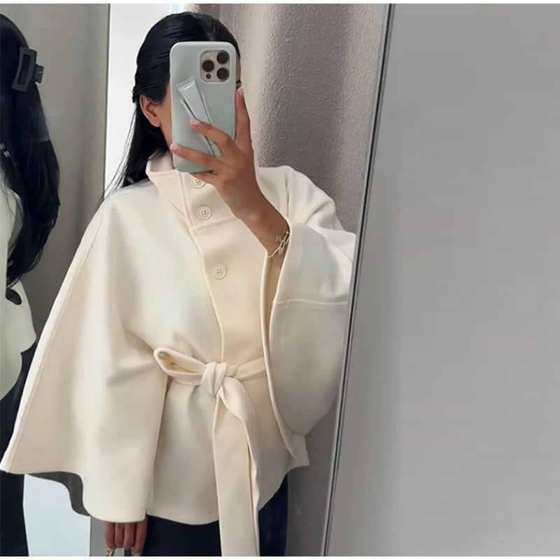 Snow Aura Belted Woolen Shawl