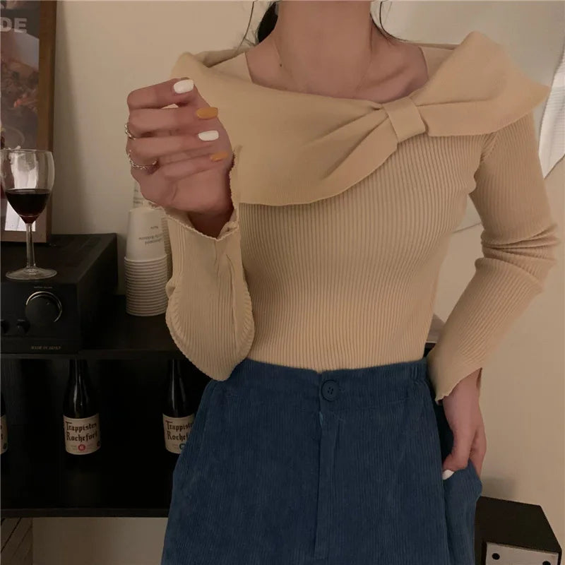 Elegant Butterfly Knot Top — Women's Slim Knitwear