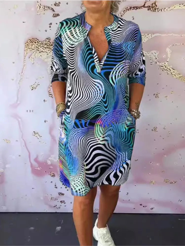 Print Aura Elegant V-Neck Sweater Dress