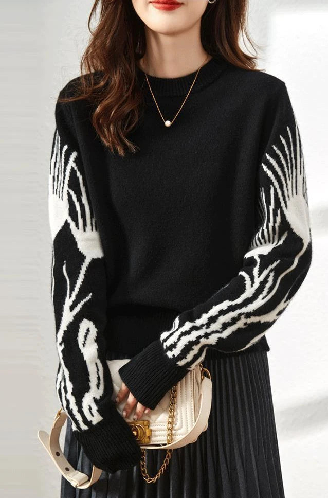 Mono Muse Graphic Knit Pullover