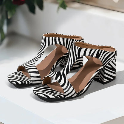 Trendy Slip-On Fish Mouth Beach Slippers