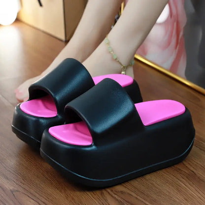 Colorblock Poop Slippers